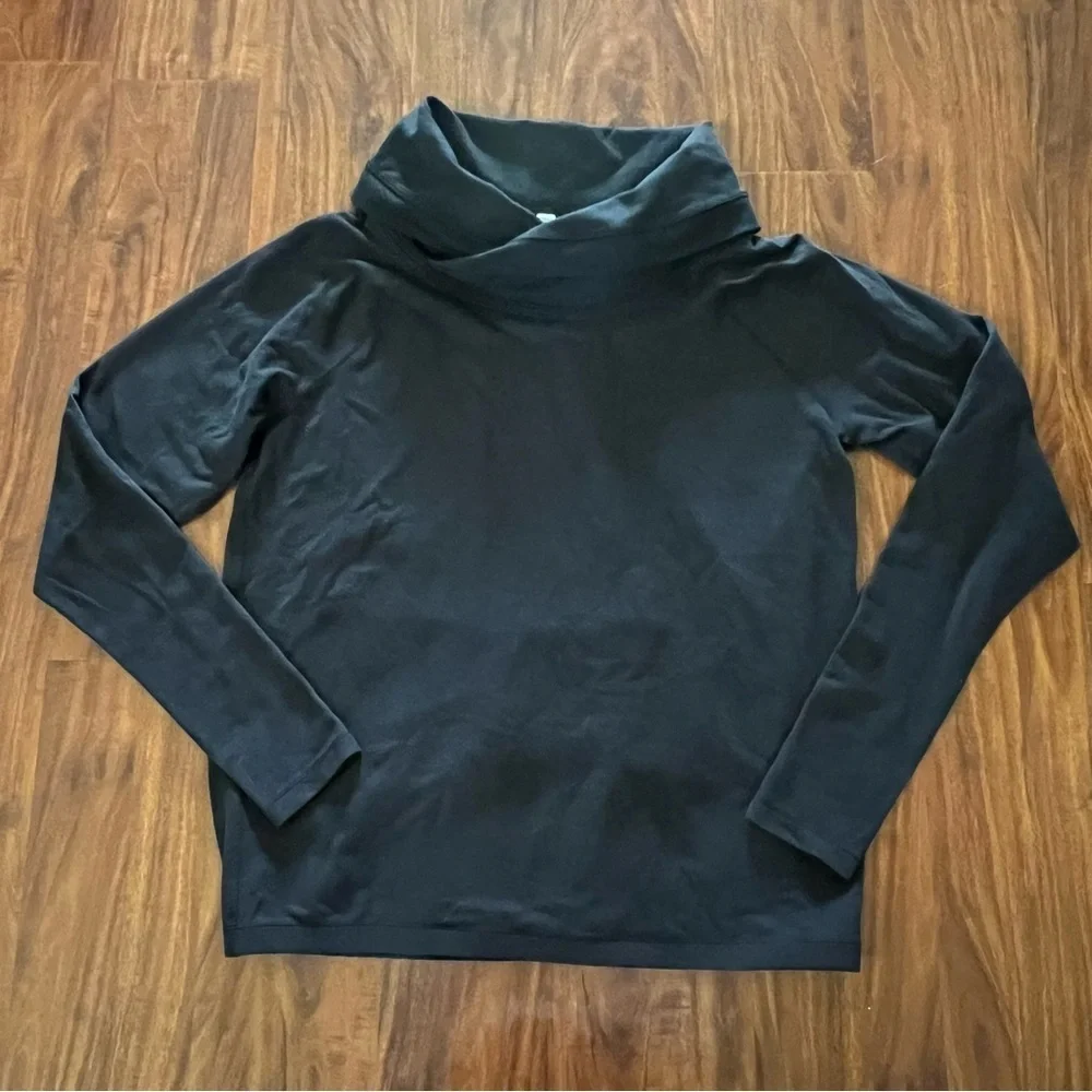 Lululemon Healthy Heart Pullover Crossover Cowl Neck Black size 6